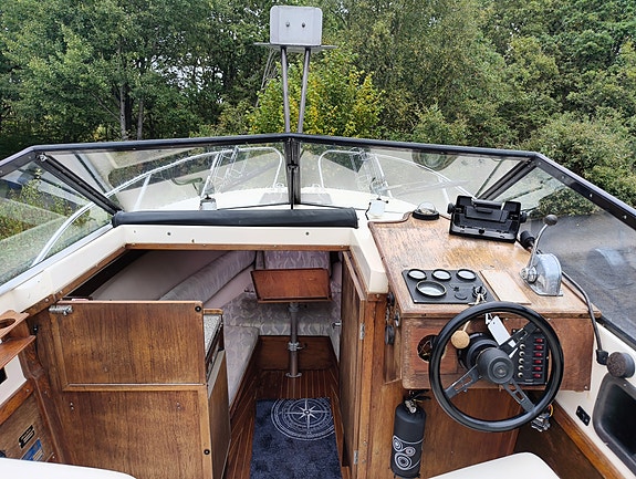 Fin windy 23 AQD40A Diesel 5 of 18