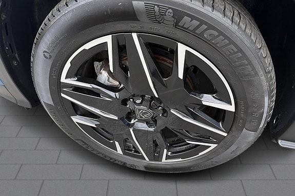 Peugeot 3008 9 of 17