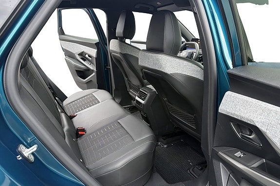 Peugeot 3008 13 of 17