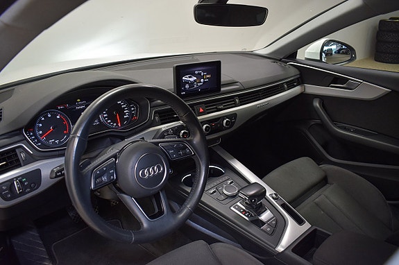 Audi A5 7 of 24
