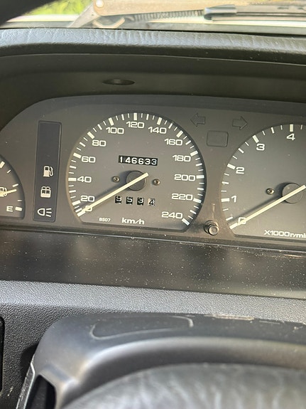 Mazda 323S 10 of 12