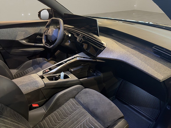 Peugeot 3008 13 of 14