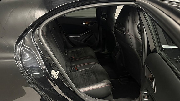 Mercedes-Benz A180 14 of 25