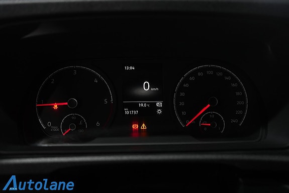 Volkswagen Caddy 27 of 27