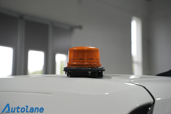 Volkswagen Caddy Maxi 8 of 28