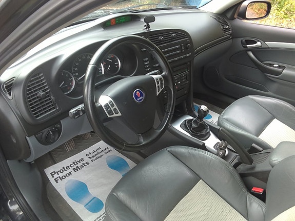 Saab 9-3 4 of 6