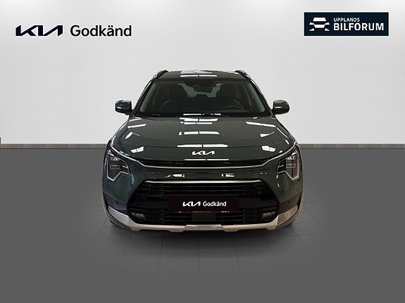 Kia Niro 2 of 15