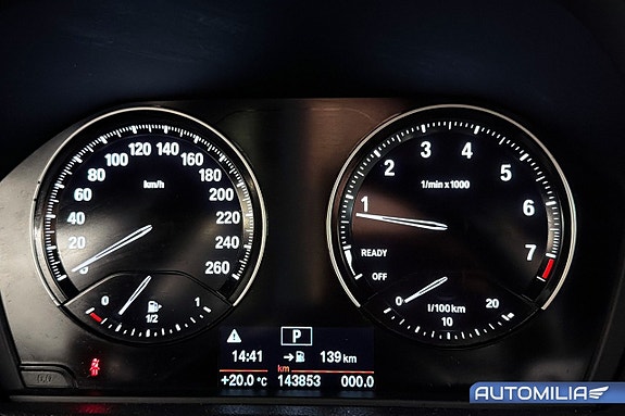 BMW 120i 7 of 19