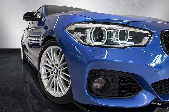 BMW 120i 18 of 19