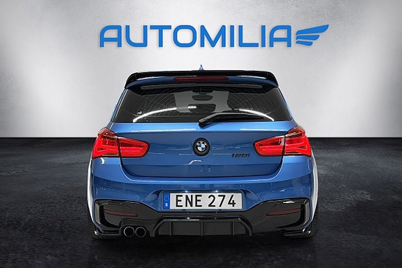 BMW 120i 12 of 19