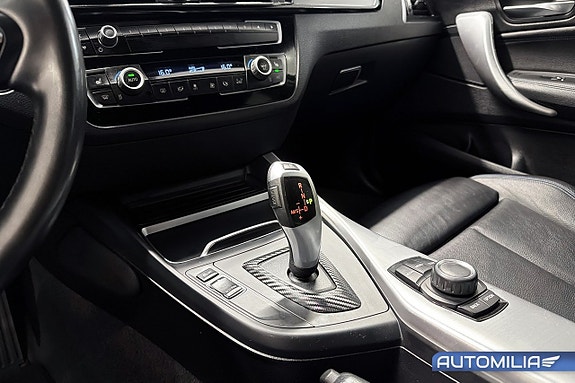 BMW 120i 9 of 19