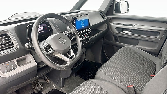 Volkswagen ID. Buzz 7 of 12