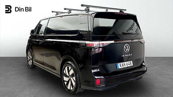 Volkswagen ID. Buzz 3 of 12