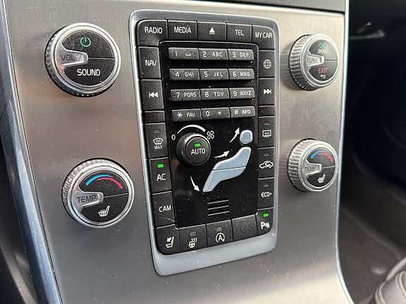 Volvo S60 17 of 23
