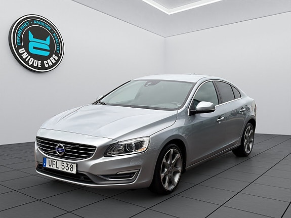 Volvo S60 7 of 23