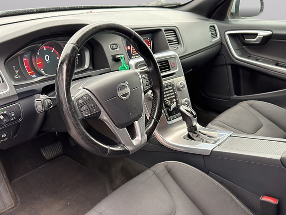 Volvo S60 12 of 23