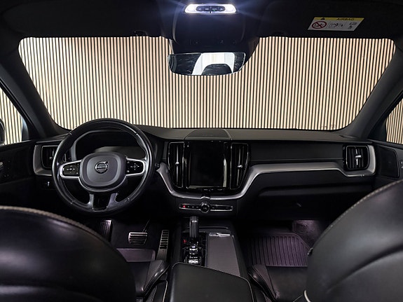 Volvo XC60 16 of 29