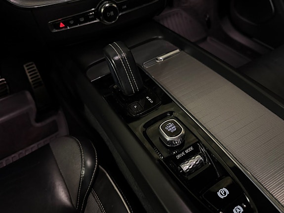 Volvo XC60 18 of 29