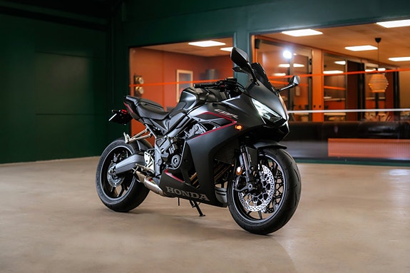 Honda Powersports CBR650R Akrapovic® / Nyskick 2 of 14