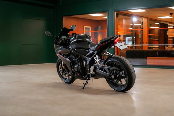 Honda Powersports CBR650R Akrapovic® / Nyskick 4 of 14