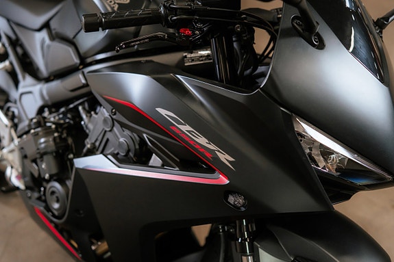 Honda Powersports CBR650R Akrapovic® / Nyskick 6 of 14