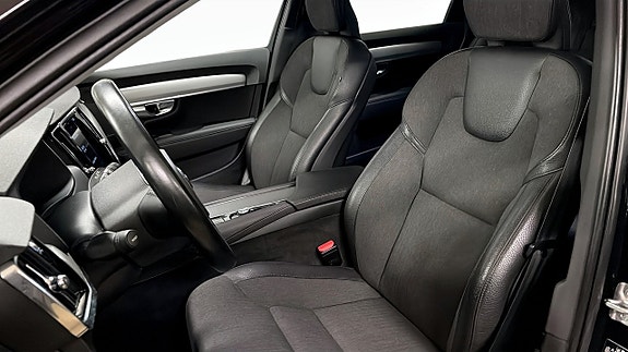 Volvo V90 Cross Country 8 of 13