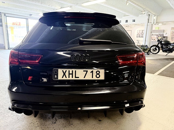 Audi S6 8 of 30