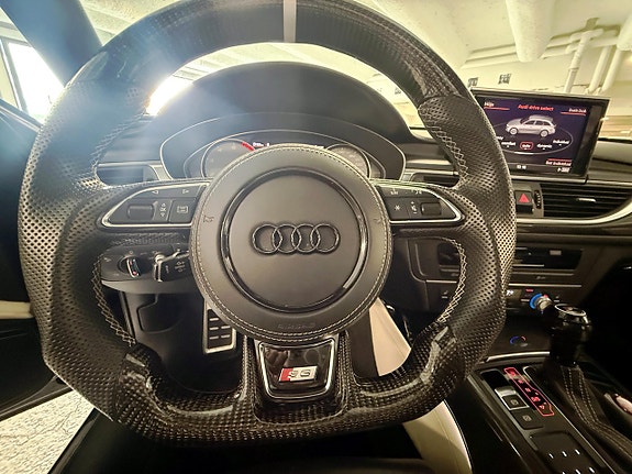 Audi S6 13 of 30