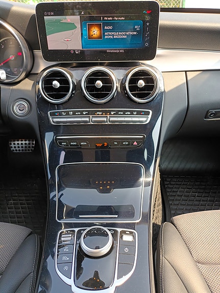 Mercedes-Benz C200 d 9 of 10