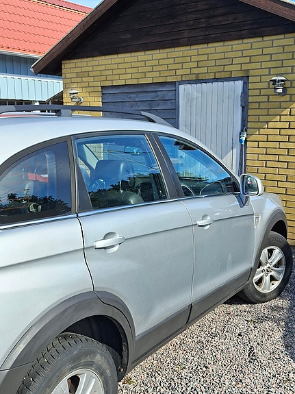 Chevrolet Captiva 2 of 7