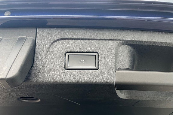 Volkswagen Touran 21 of 26
