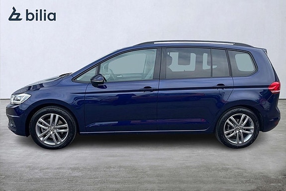 Volkswagen Touran 3 of 26