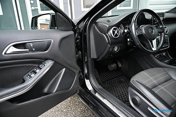 Mercedes-Benz A180 6 of 19