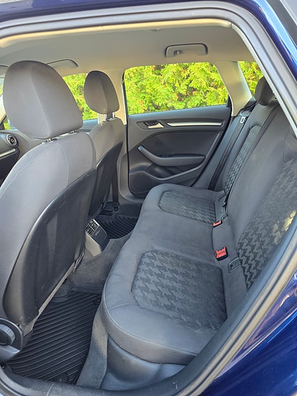 Audi A3 8 of 12