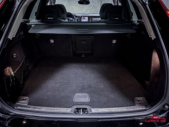 Volvo XC60 18 of 30