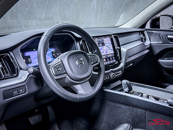 Volvo XC60 12 of 30