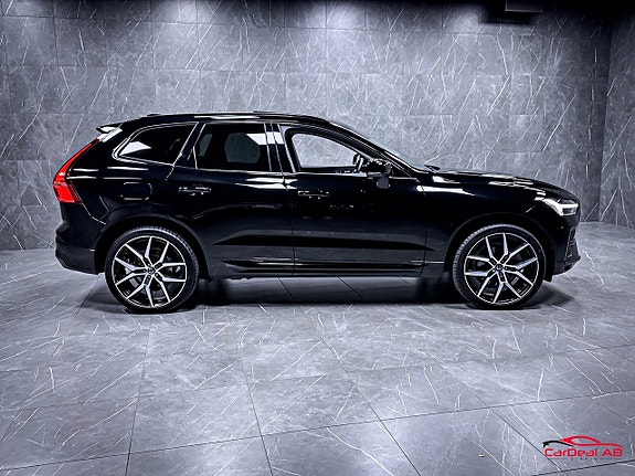 Volvo XC60 8 of 30
