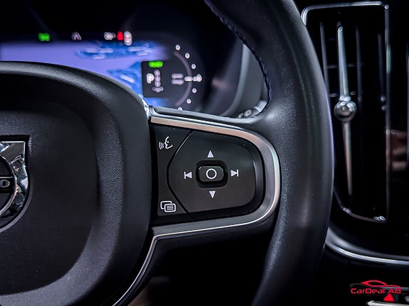 Volvo XC60 23 of 30
