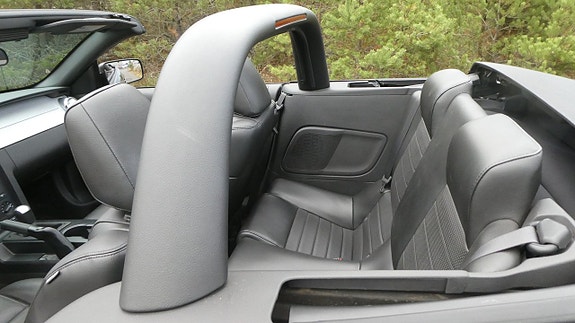 Ford Mustang 14 of 30