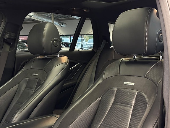Mercedes-Benz E53 18 of 30