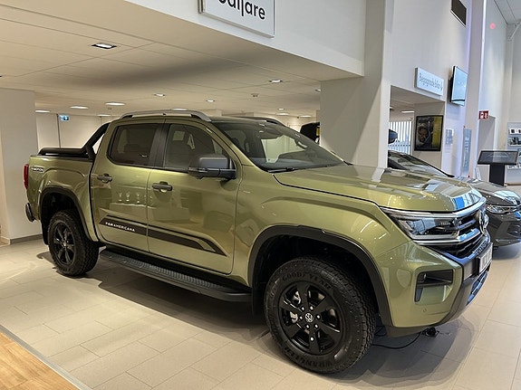 Volkswagen Amarok 3 of 11