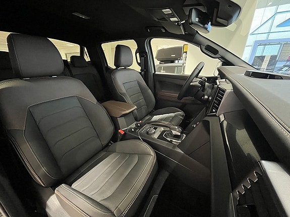 Volkswagen Amarok 6 of 11