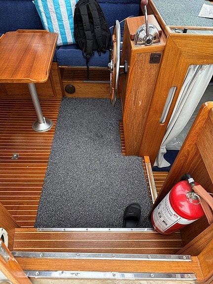 Nauticat 33 Ketch 10 of 30