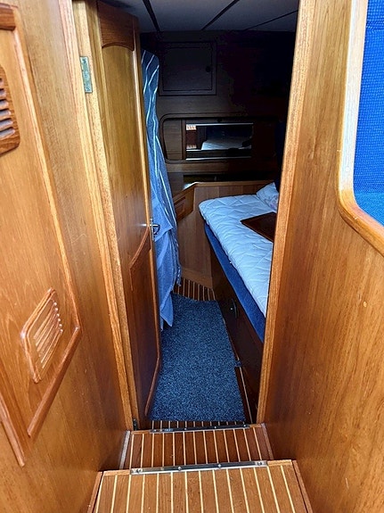 Nauticat 33 Ketch 22 of 30