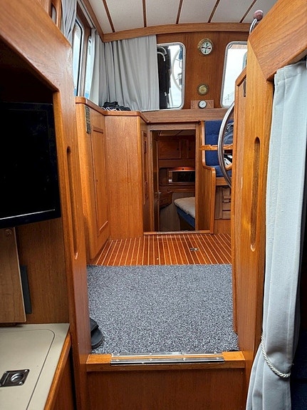 Nauticat 33 Ketch 21 of 30