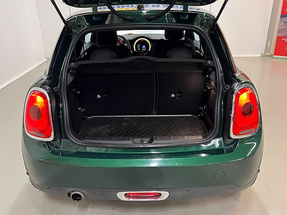 MINI Cooper 14 of 27