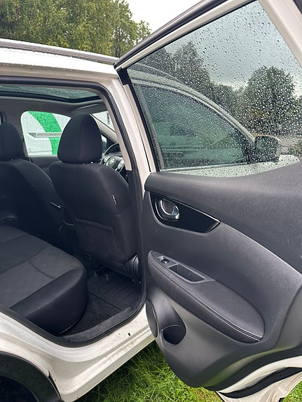 Nissan Qashqai 10 of 12