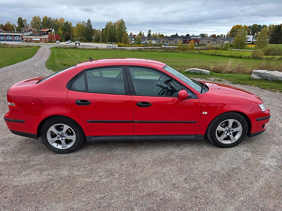 Saab 9-3 4 of 13