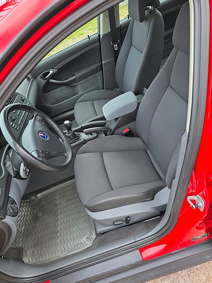 Saab 9-3 7 of 13