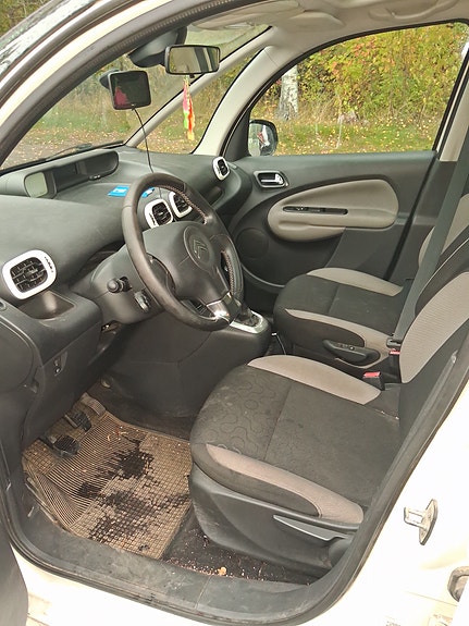 Citroen C3 Picasso 9 of 10
